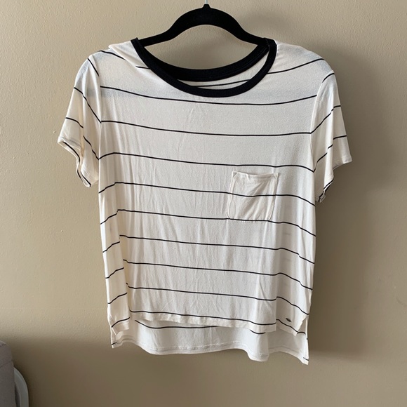 Soft and sexy T-shirt - Picture 1 of 3